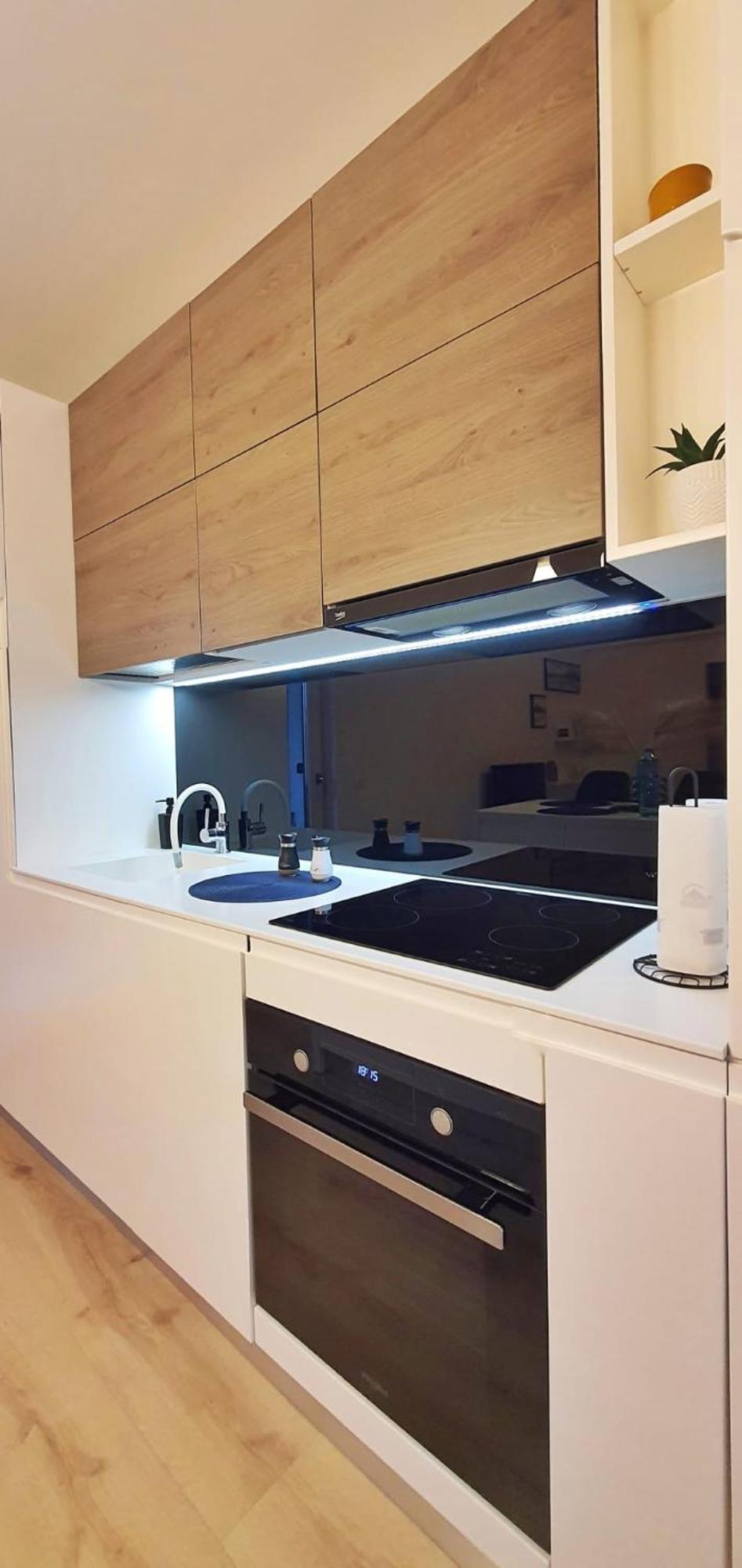 Charlotte Piata Unirii - Free Private Parking 2Bedrooms Apartment أرادايا المظهر الخارجي الصورة