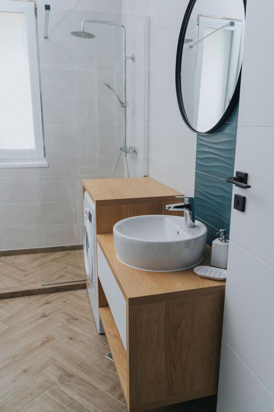 Charlotte Piata Unirii - Free Private Parking 2Bedrooms Apartment أرادايا المظهر الخارجي الصورة